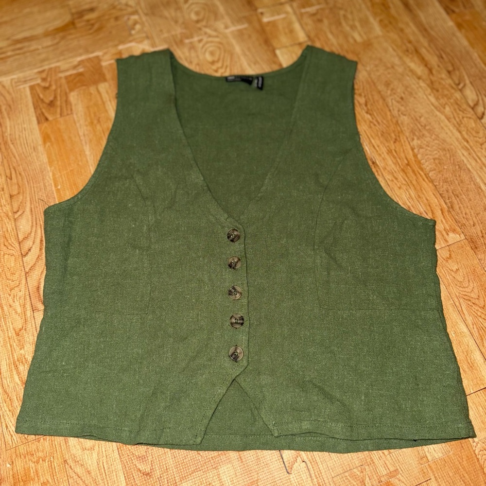 ASOS DESIGN linen look vest, green, size 4